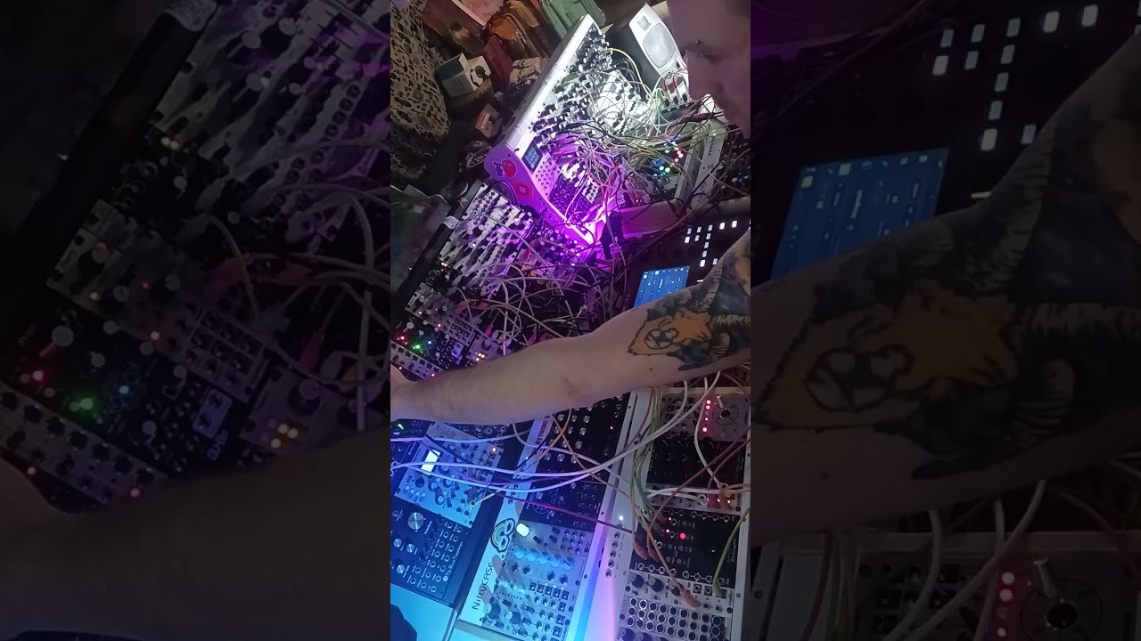 BALANCE #experimentalmusic #electronicmusic #industrial #funk #acid  #bass #psytrance #sounddesign 