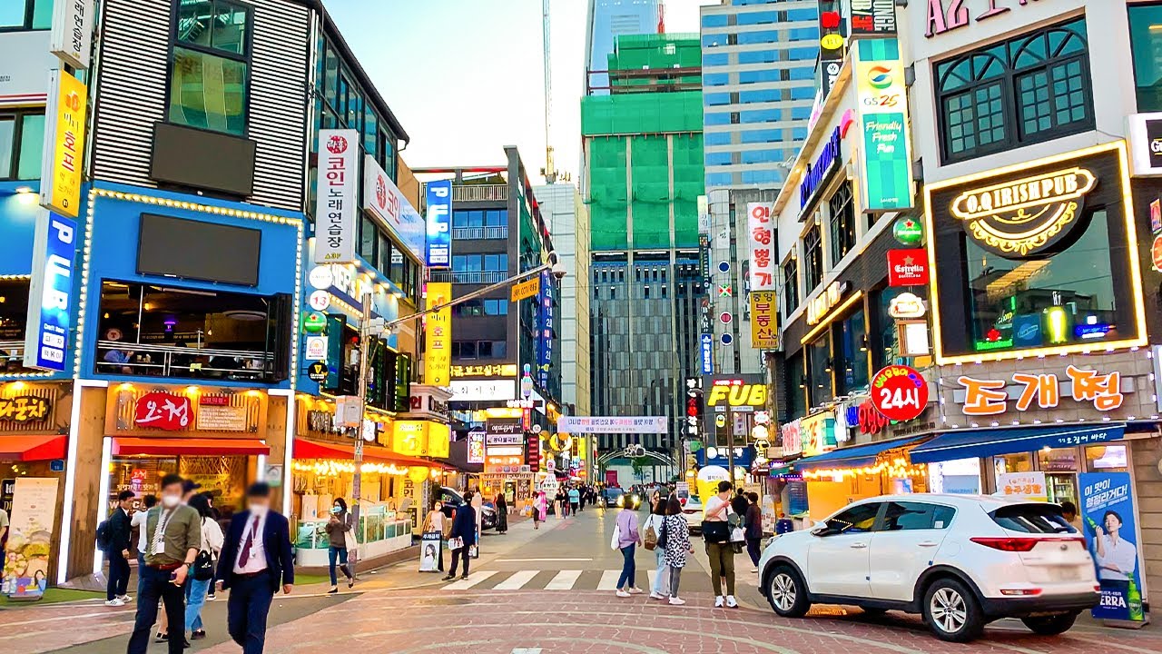 [4K] Walking Bangi-dong food alleys and Lotte World Tower in Seoul Korea 서울 방이동 먹자골목 송리단길 롯데월드타워 걷기