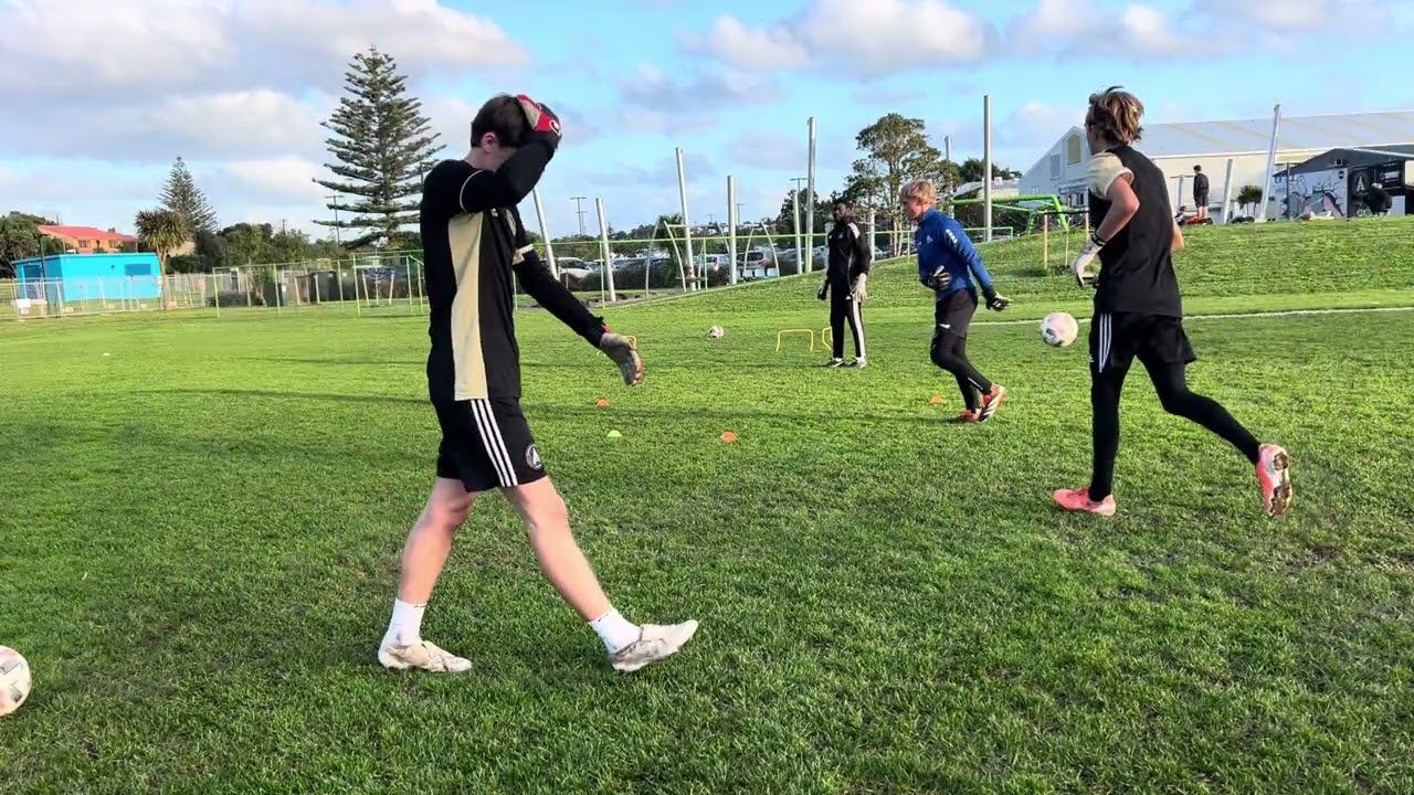 AuFC U17 Gk session