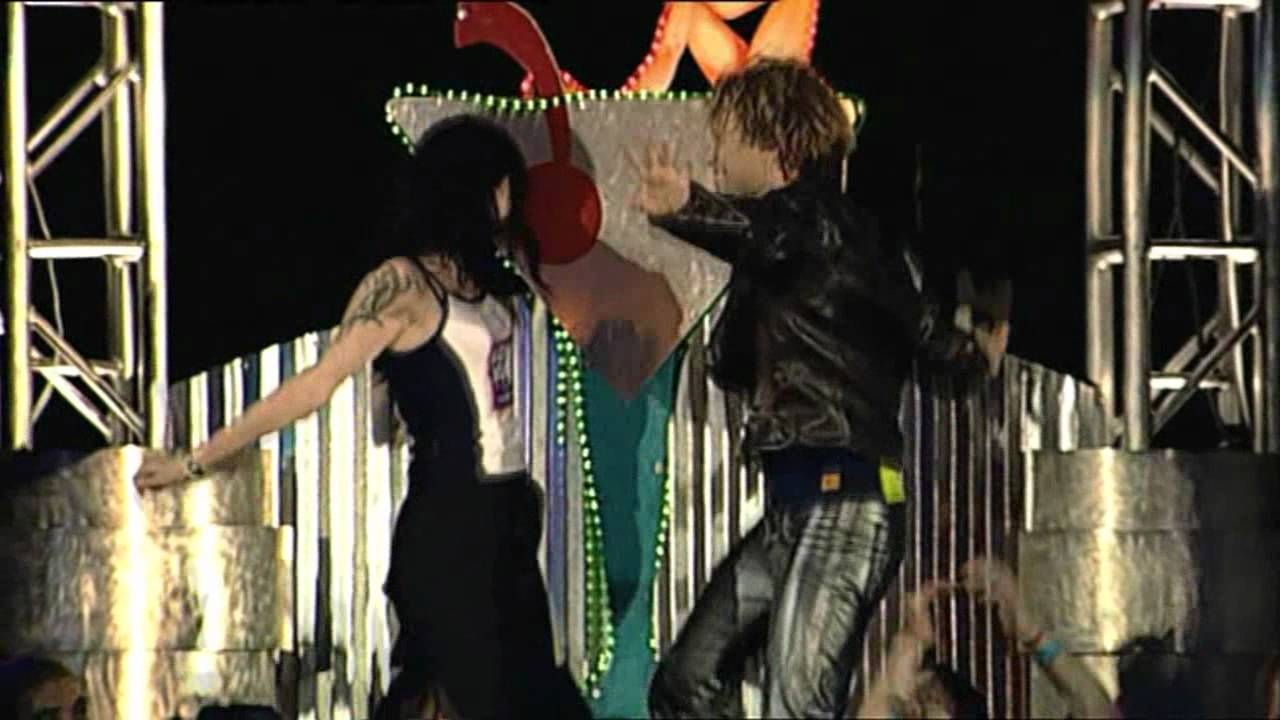 Bon Jovi - One Wild Night - The Crush Tour Live in Zurich 2000