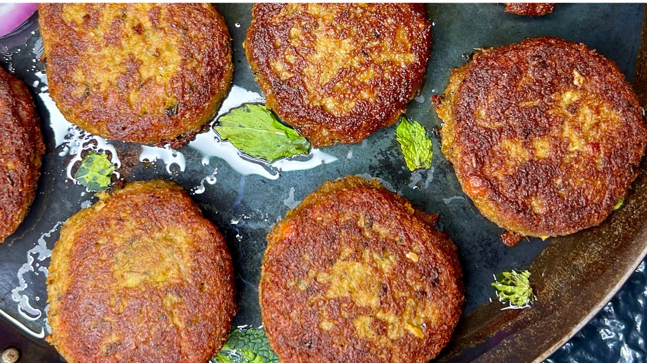Hyderabadi  SHAMI RECIPE - SMOKY TAWA SHAMI KABAB Ki Reshedaar Soft Aur Juicy Recipe Perfect Shami