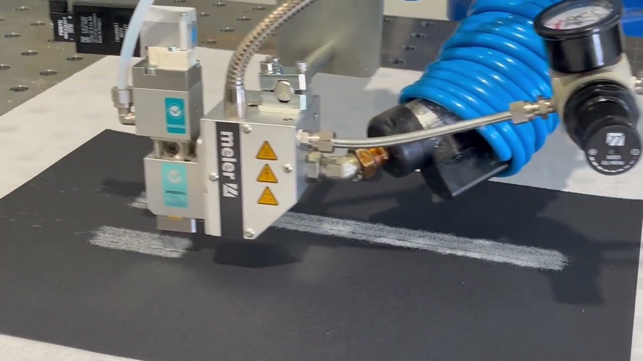 Multi swirl High-speed applicator with 4 nozzles