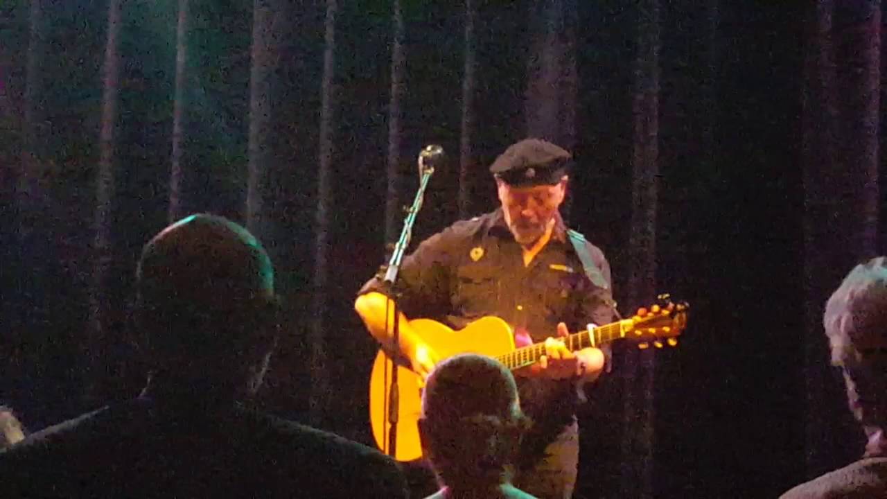 Richard Thompson - Beeswing - Sellersville Theater - Oct 9, 2016