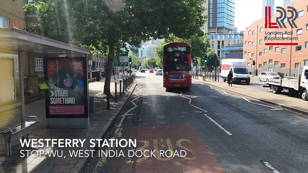 Tower Gateway to Canary Wharf - June 2022