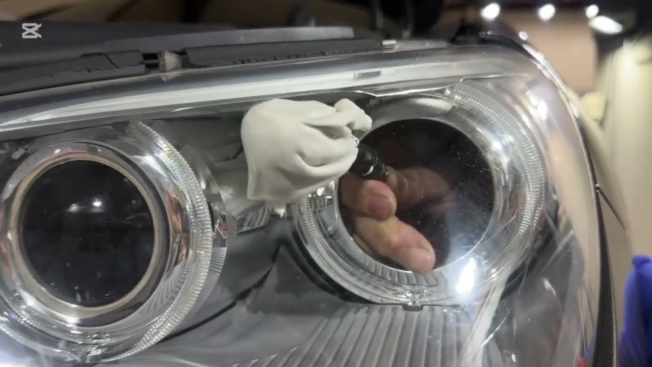 BMW F06 Xenon Light Lenz Cleaning  DIY