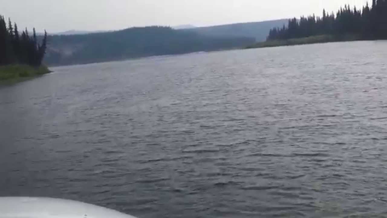 C-GNQY Twin Otter on Floats taxiing Grand River, Labrador