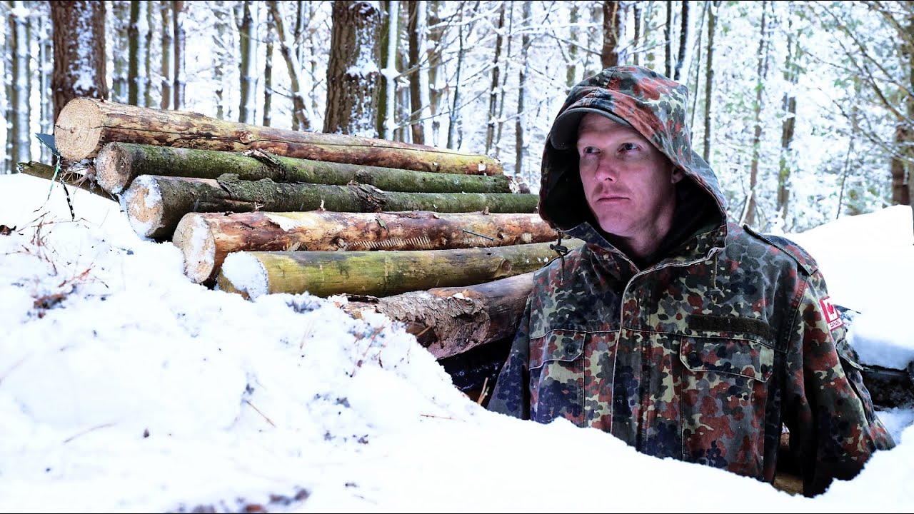 Digging a War Trench (and sleeping in it) - ASMR (natural sounds)
