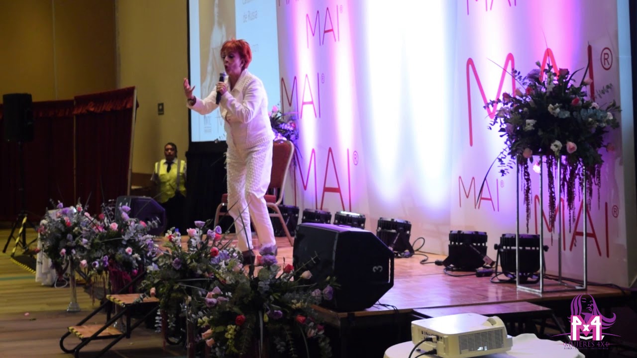 Talina Fernandez Conferencia mujeres de alto impacto