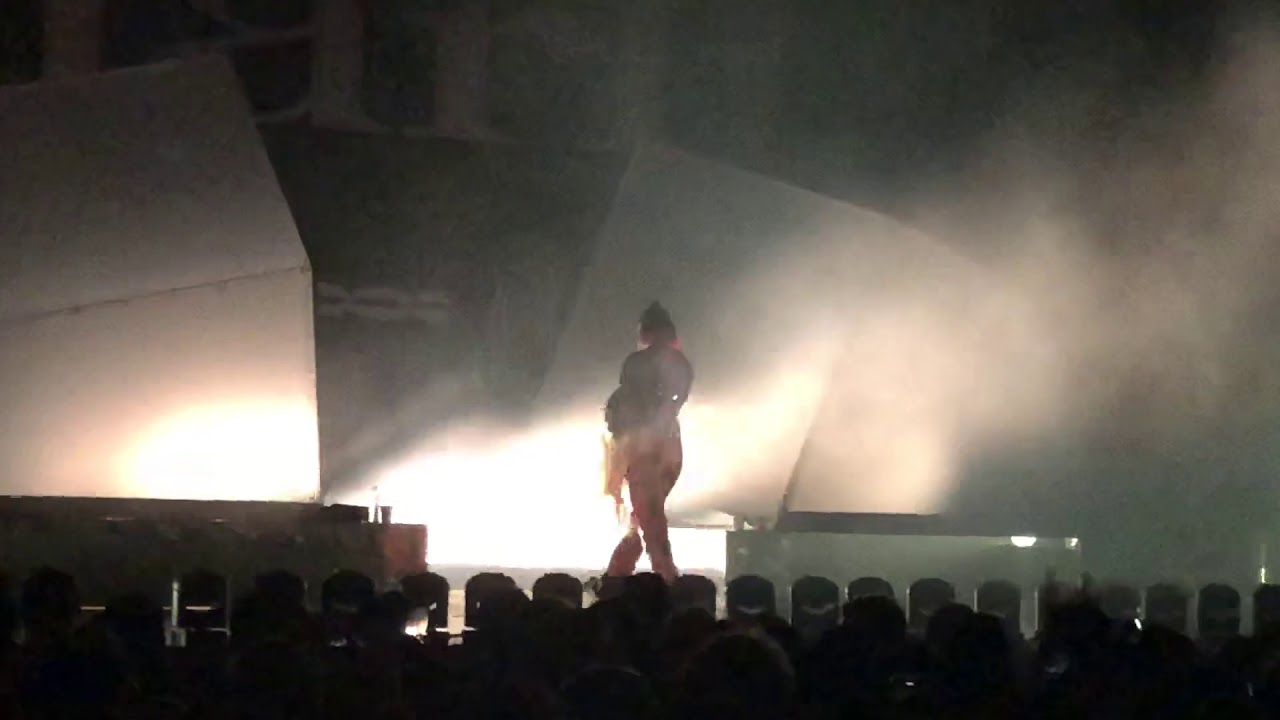 Charli XCX - February 2017 (+ intro) @ Fox Theater 191002