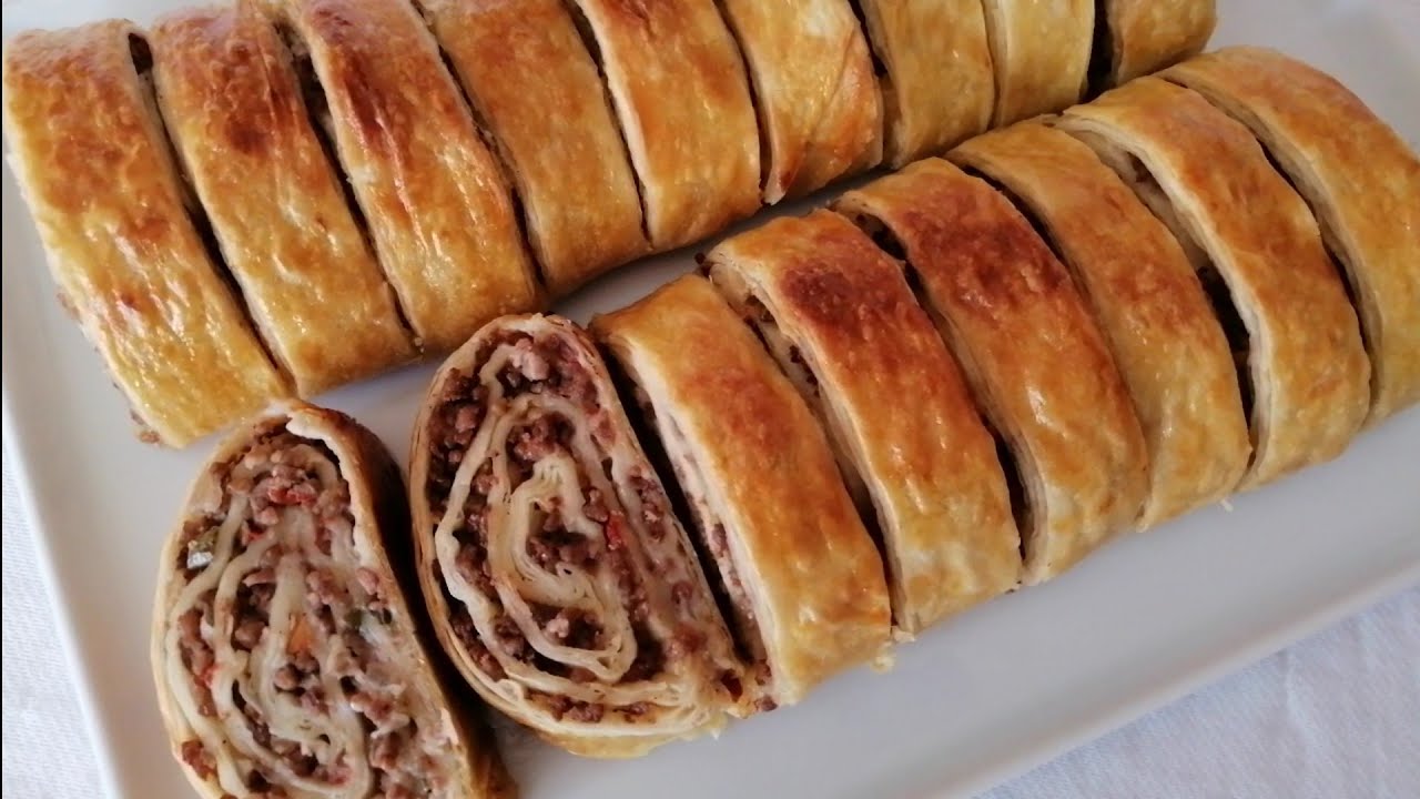 İDDİA EDİYORUM EN FAVORİ BÖREĞİNİZ OLACAK!! KIYMALI RULO BÖREK TARİFİ 💯💯👌