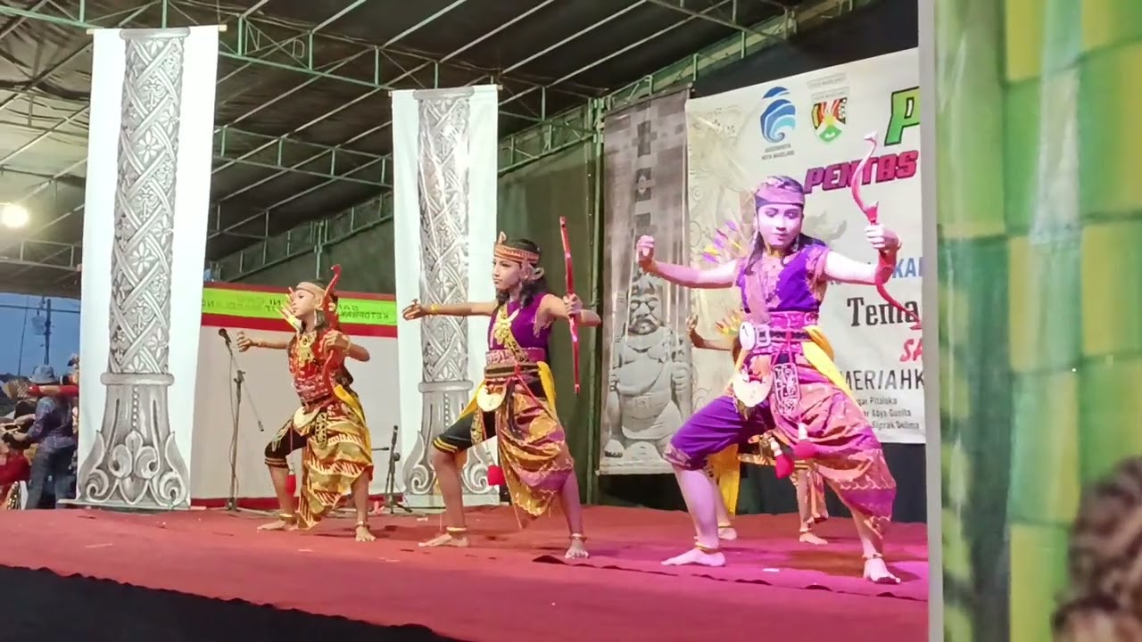 Kesenian Tari #tari #kesenian #keseniantradisional #kesenianjawa