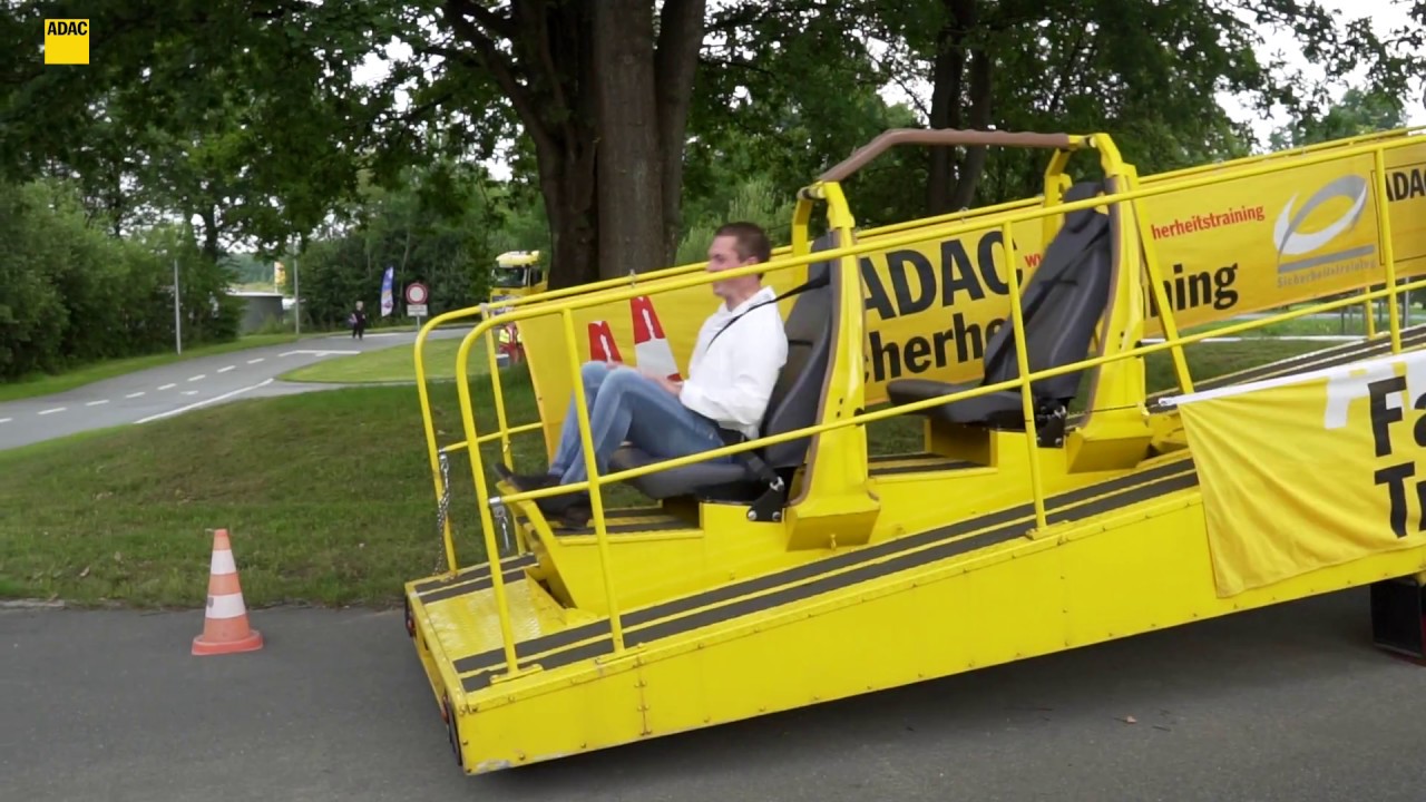 ADAC Thema Sicherheitsgurt
