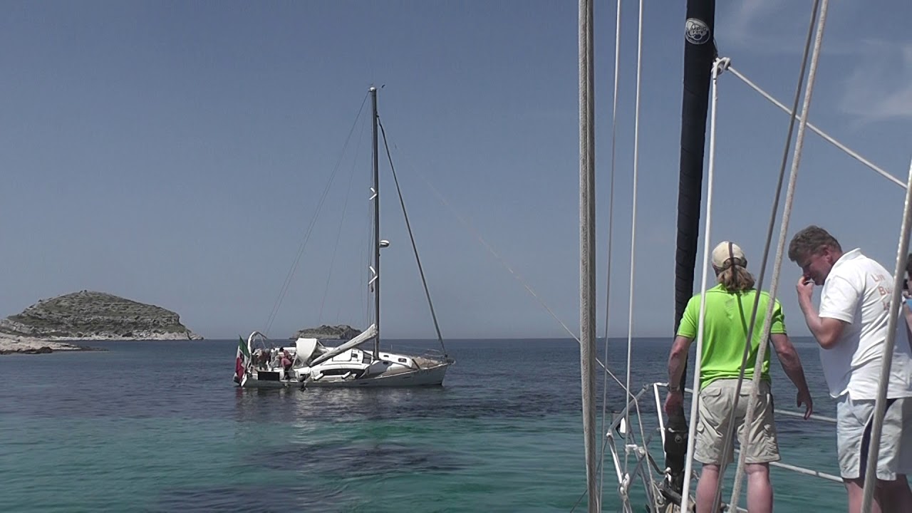 #retten eine  #Yacht vom #Riff im #Kornati #Nationalpark, #Kroatien. #www.mitSegeln.at