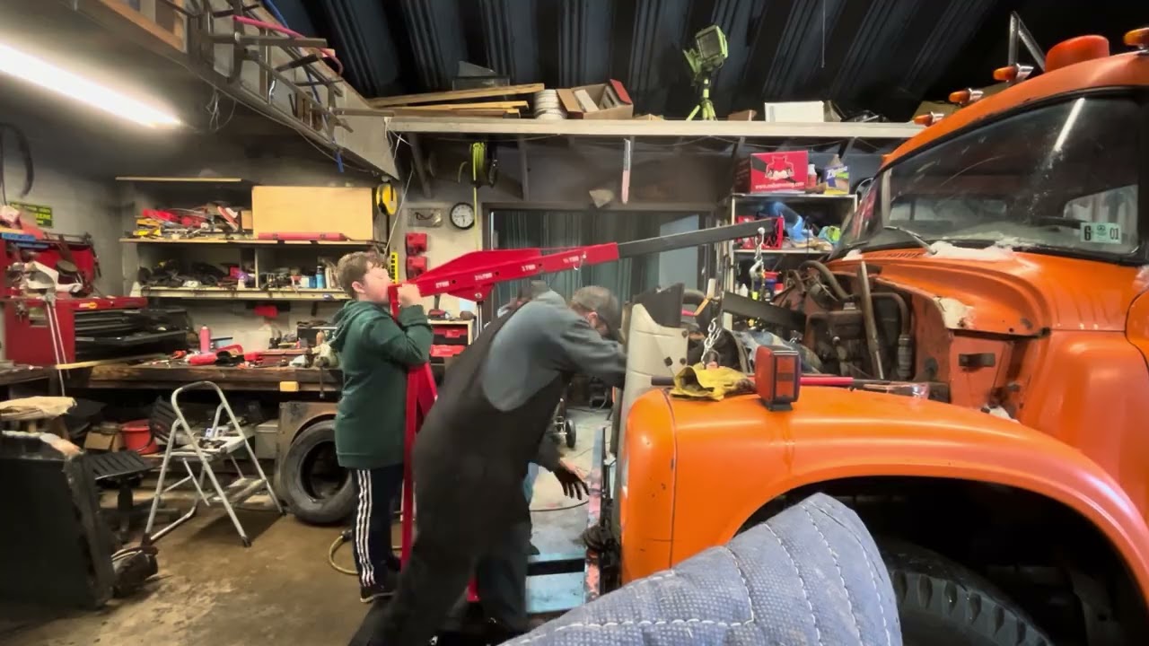 International loadstar engine swap pt3