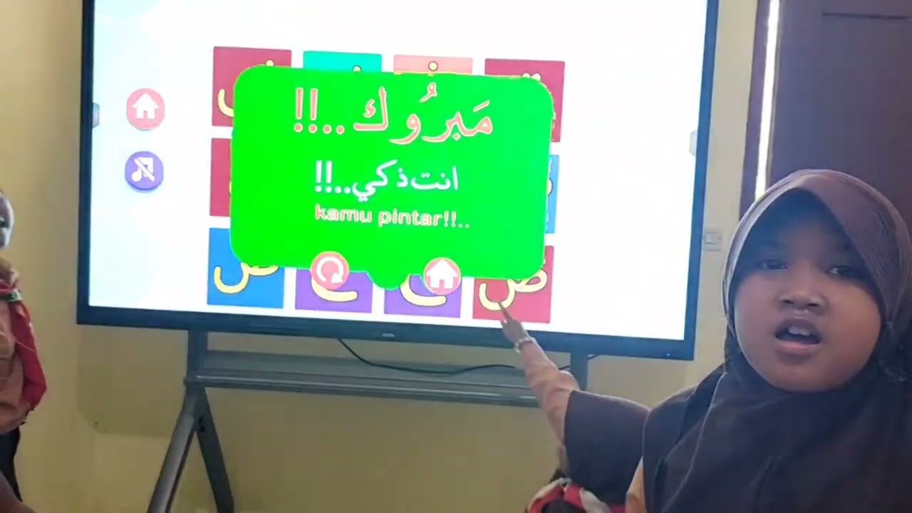 Media pembelajaran yang efektif dan menyenangkan.Yuk belajar menghafal dan mengingat huruf hijaiyah!