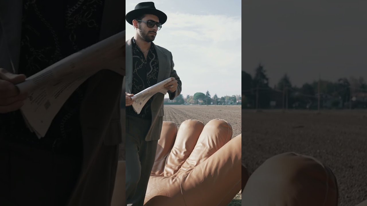 Guantone Joe, Poltronova