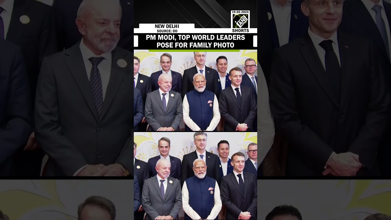 PM Modi along with world leaders poses for Family photo at the India AI Impact Summit| Macron| Lula