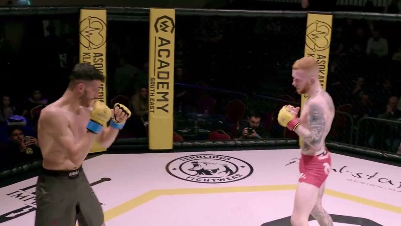 Ollie Sarwa vs Simone Valle - 135lbs Pro Title - #CWSE34 6th April 2024