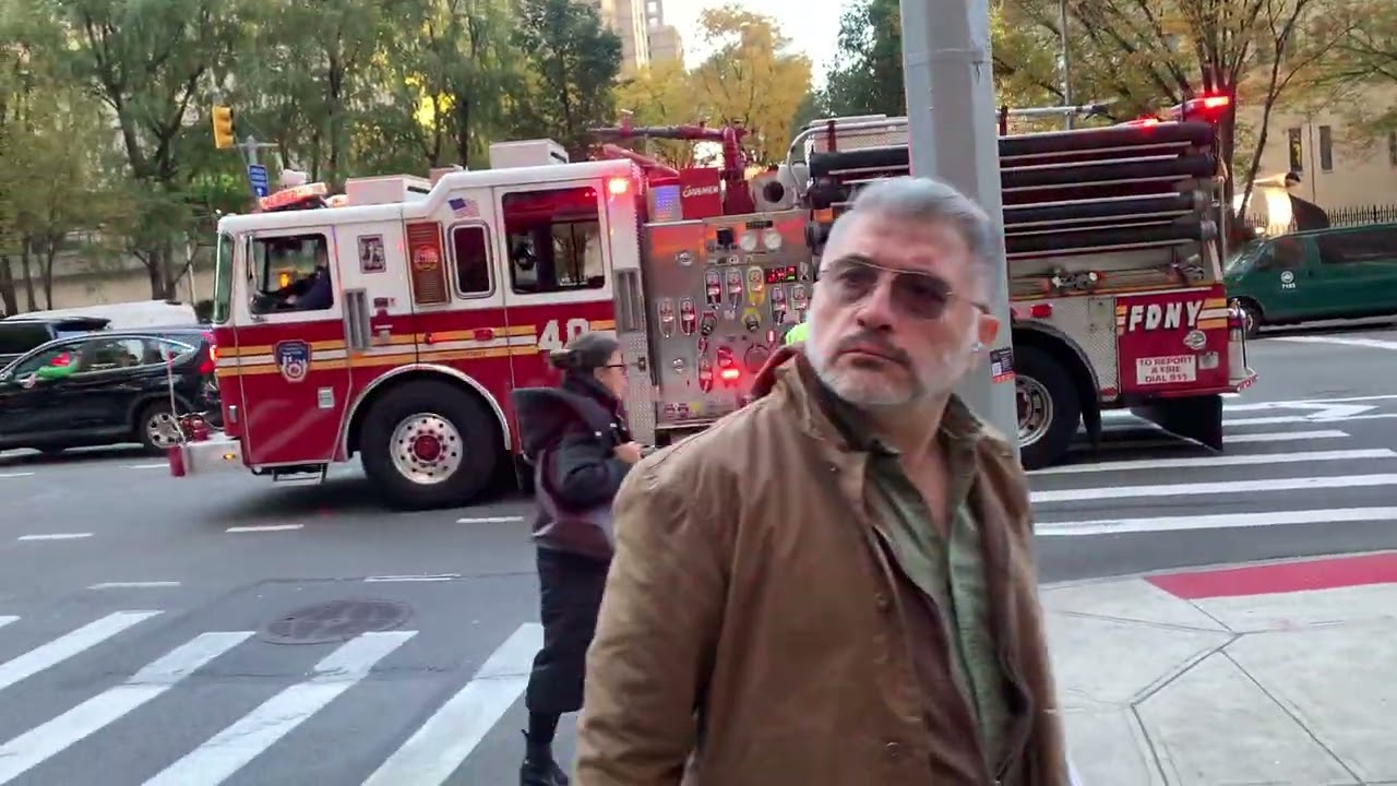 FDNY responding to lithium ion battery fire UWS on Marathon day