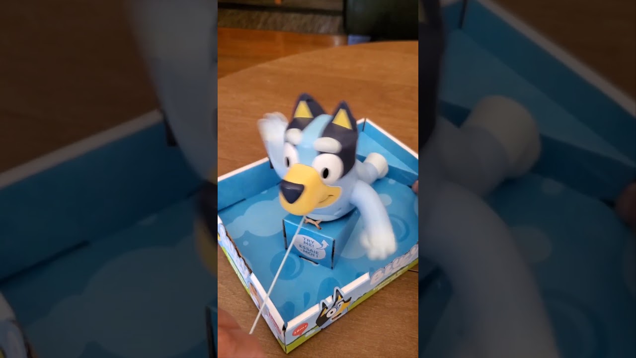WOW! ASMR! AMAZING! BLUEY BATH TOYS ! #amazing #asmr #bluey #toys #short #viral #trending