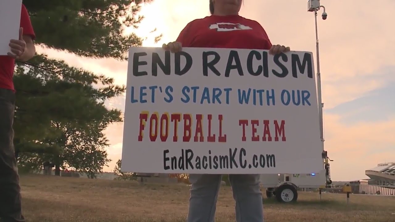 KC Indian Center protests outside Chiefs MNF game calling for name change