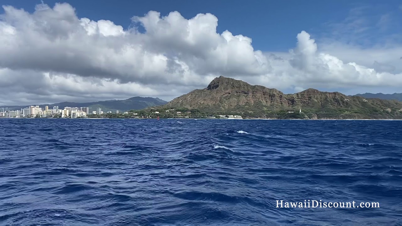 Maita'i Catamaran - Waikiki Sailing Tours
