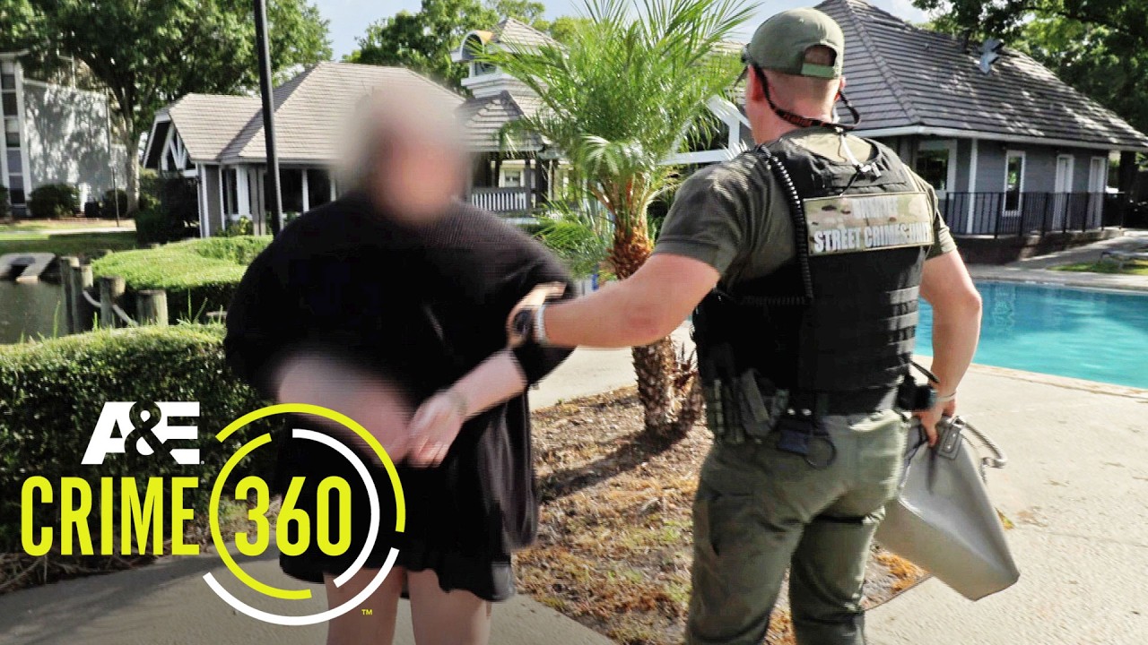 Live PD: Police Patrol &ndash; Police Respond to Pool Fight at an Apartment Complex | Crime 360