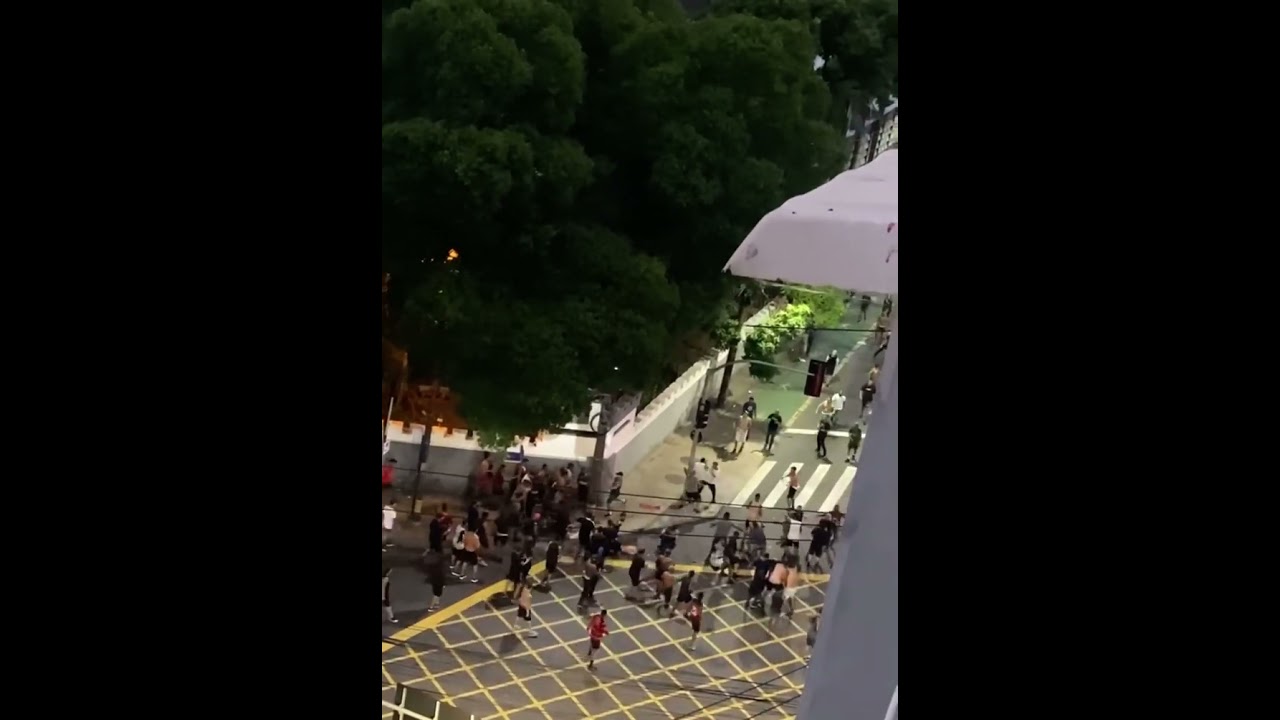Torcida jovem Fla x young flu s&oacute; na m&atilde;o no Maracan&atilde;