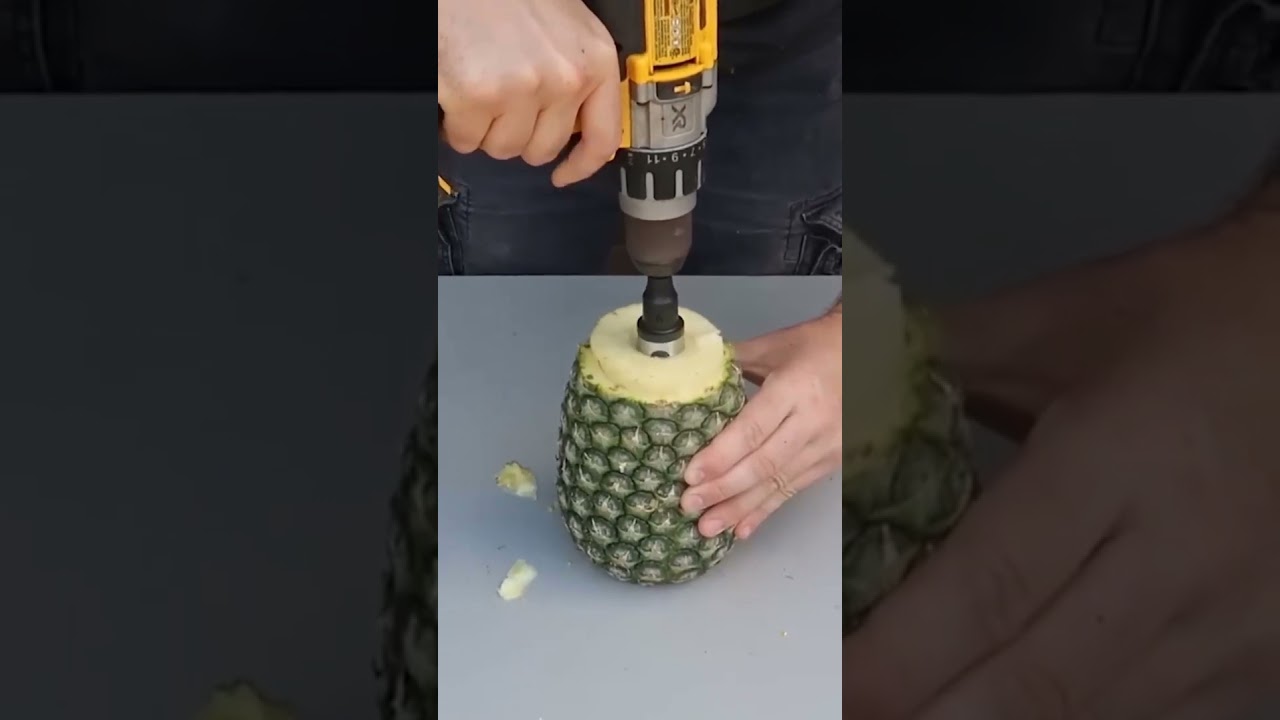 Revolutionary Pineapple Peeler Machine - The Ultimate Kitchen Must-Have!
