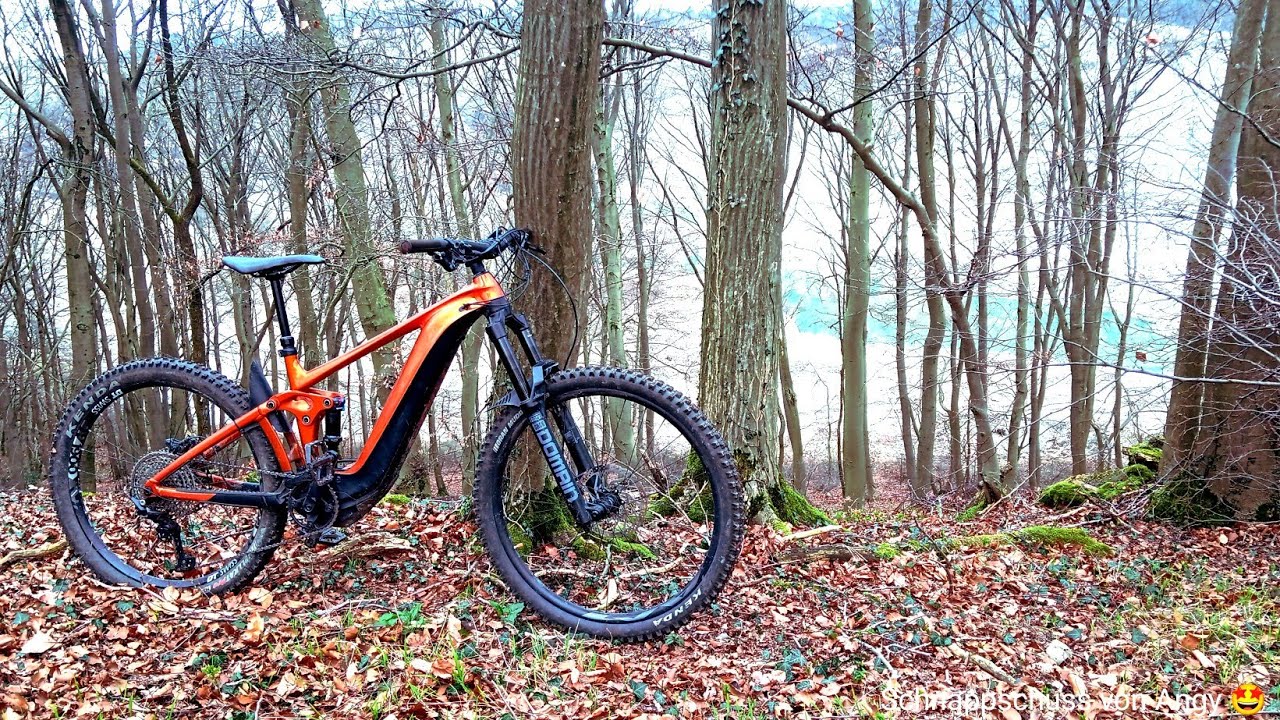 Ü30 with Ü55 - TANNUS ARMOUR puncture protection trail check in late afternoon for LADIES ONLY