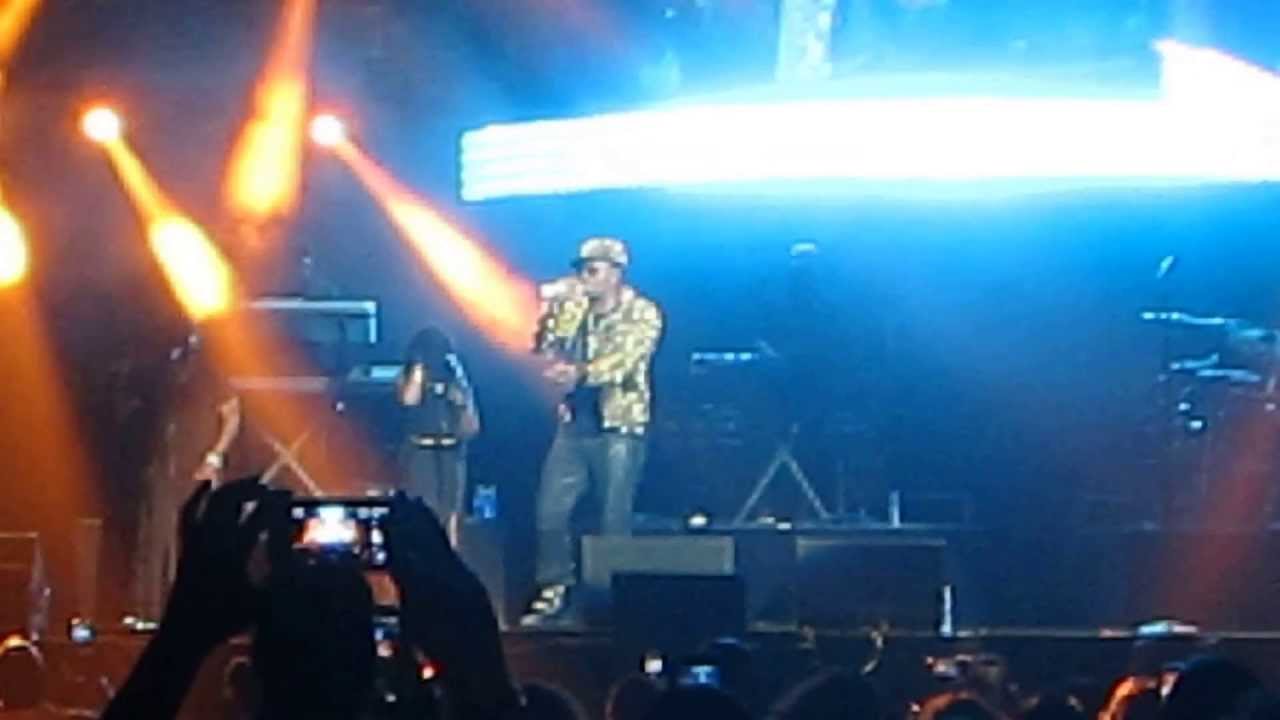 R Kelly Opening... DAMMIT!