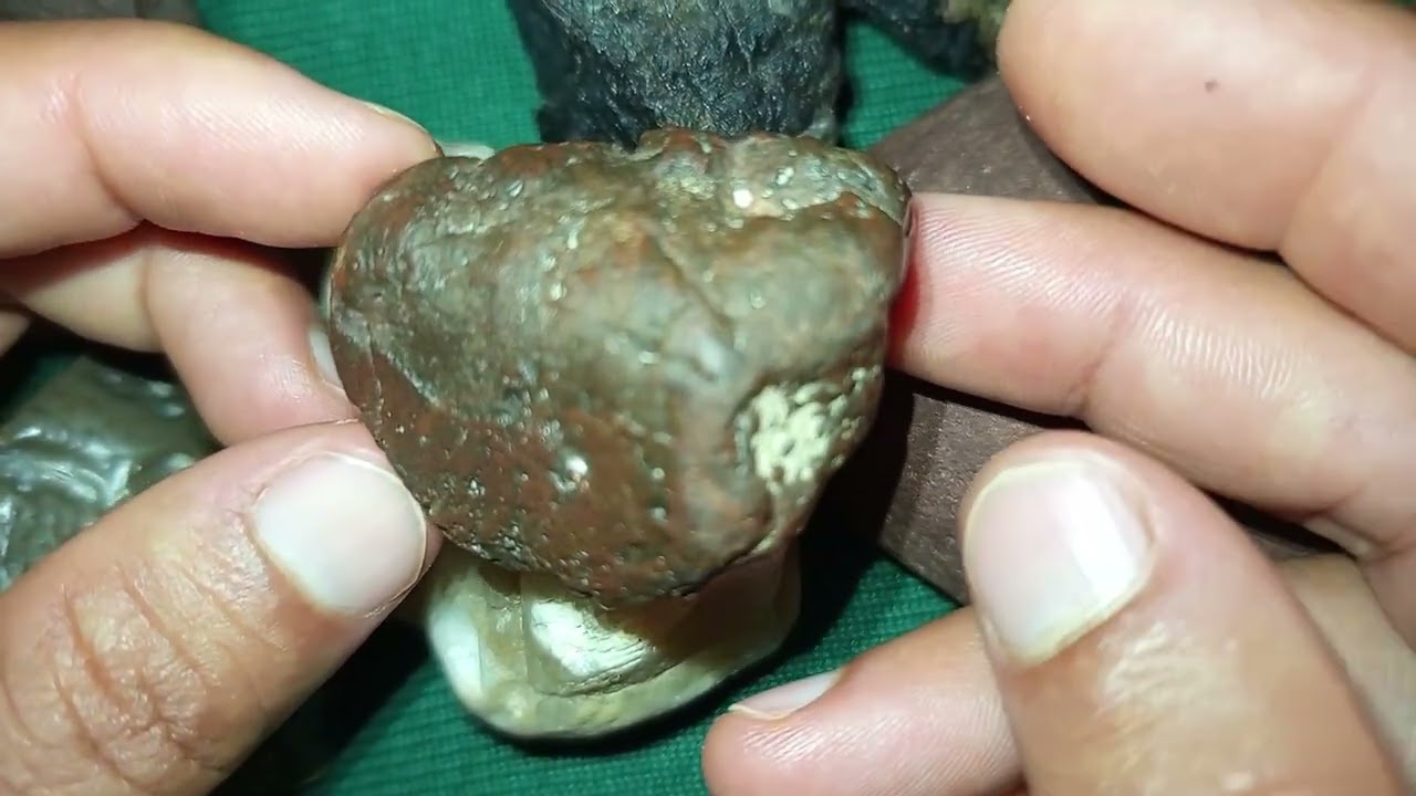 👋🌺💖#stone#meteorite#ruby#jade#quartz#agate#jasper#emerald#black diamond 🕳️🏔️🌙💫✨