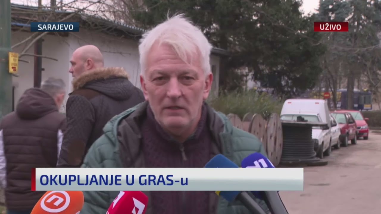 Radnici se okupili u krugu GRAS-a u Sarajevu