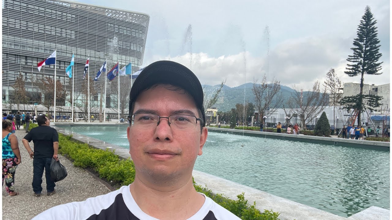 El Salvador, Visitando Jardin CentroAmerica, Centro Historico