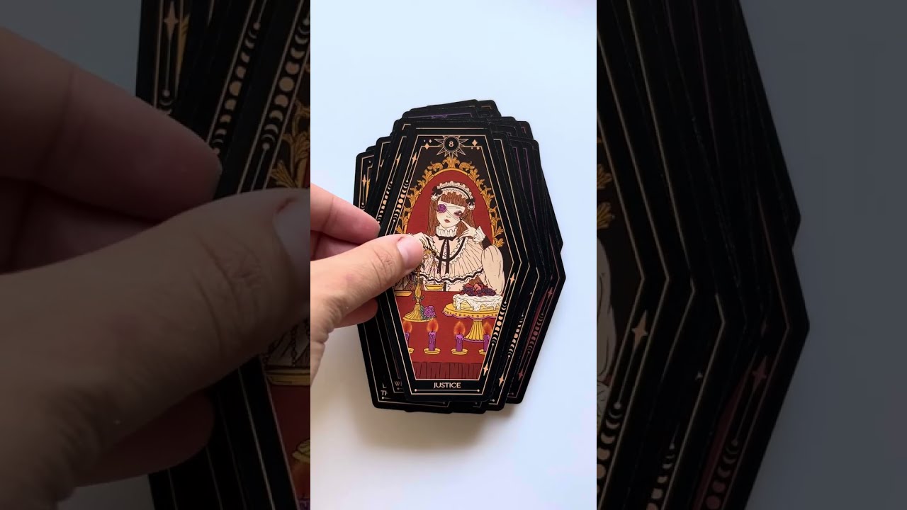 Aisling Tarot — flip through