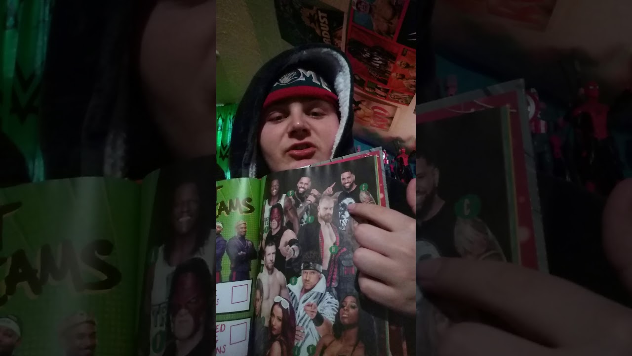 a look through the WWE wrestling Annual 2021