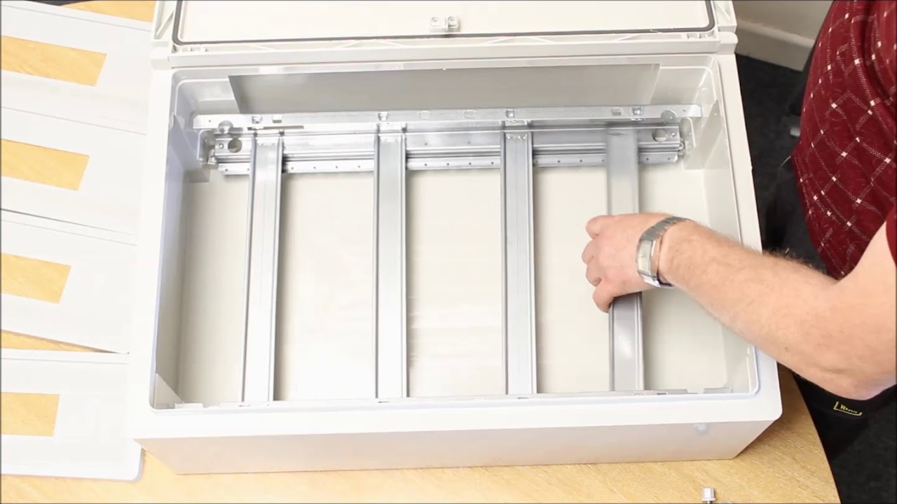 Vinpower Enclosure with Din Rail Accessories