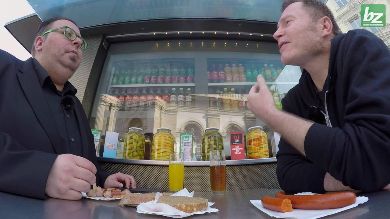 Senf oder Ketchup? Promi-Interviews am Wiener W&uuml;rstelstand: Florian Holzer