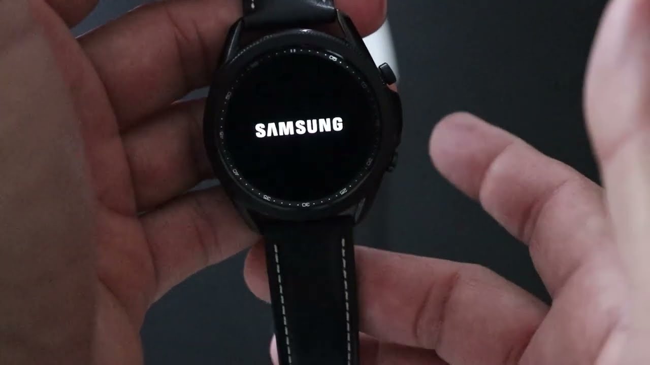 Como Reiniciar un Samsung Galaxy Watch cuando la pantalla no responde?