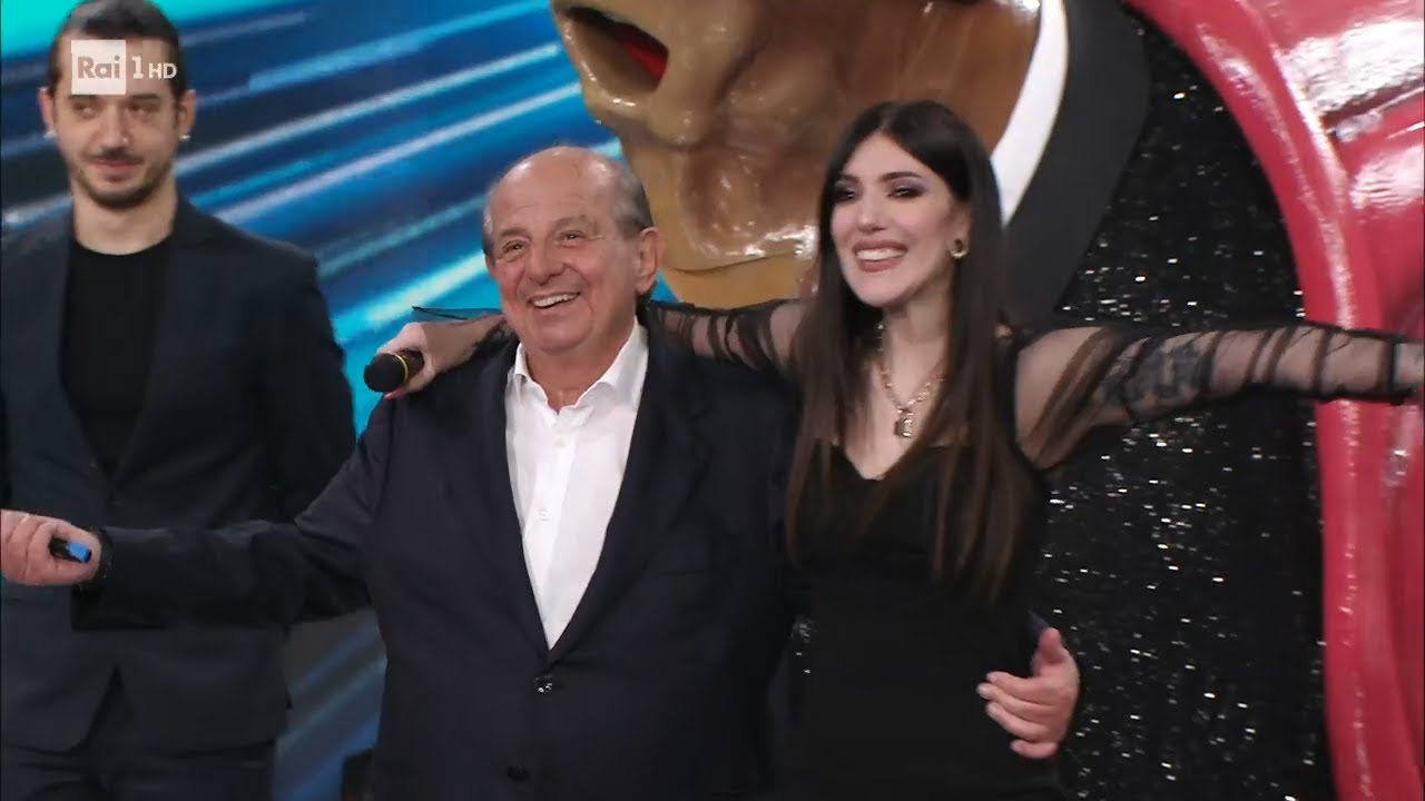 Giù la maschera per Lumaca - Il Cantante Mascherato - 01 04 2022