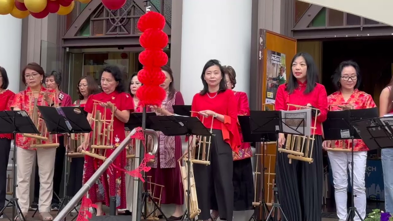 甜蜜蜜 (Tian Mi Mi) - Sweet Honey - Angklung cover