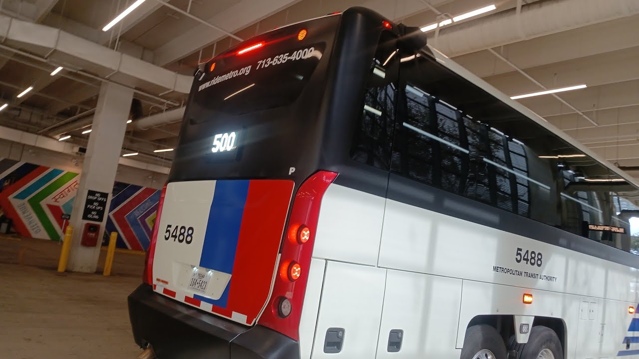 Houston Metro Ride: 500 IAH DOWNTOWN DIRECT: From Hobby Airport to Downtown: 2025 MCI D45 CRT: #5480