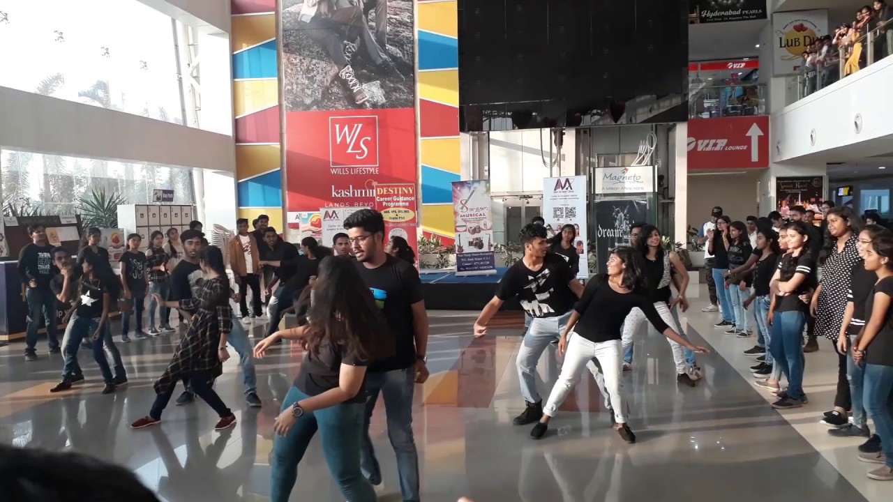 (official) FLASHMOB 2K19 | AWESOME PERFORMANCE at MAGNETO MALL |