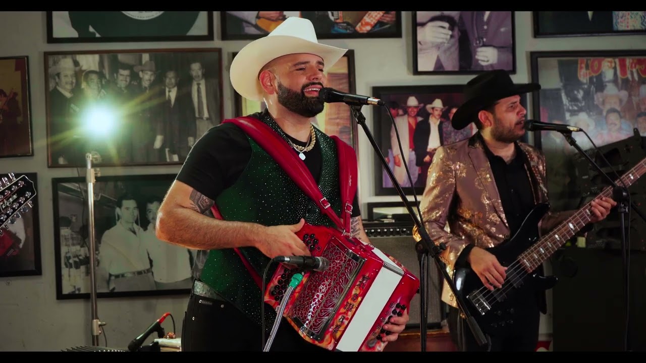 ROMAN DE LOS REYES - MI VIRGENCITA (EN VIVO) DESDE PILO’S BAR