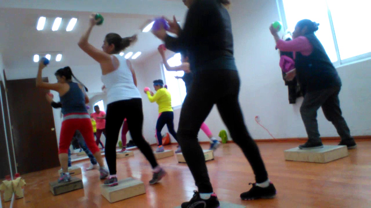 Step con pelota de gel.