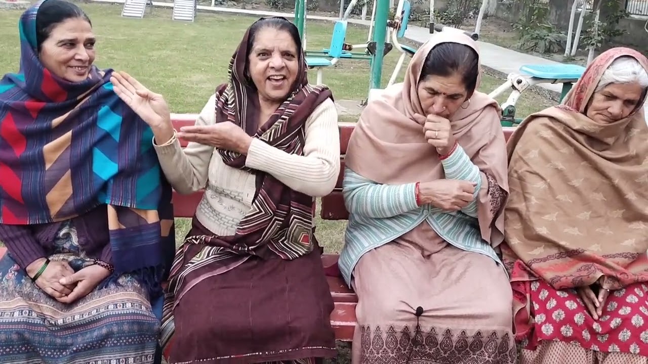 पुरानी जकड़ी। कूंए में तेरी मां पड़ जागी गैर घर की मैं कोन्या 👌👌🙏🙏🤣🤣🤣।