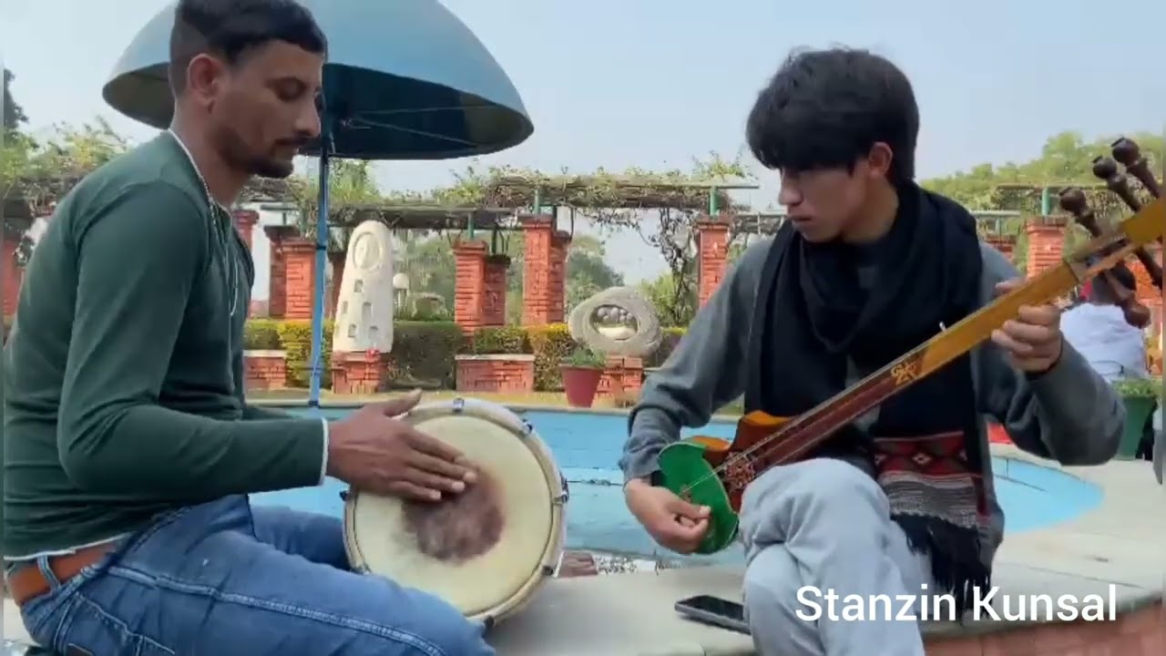 Viral Ladakhi Boy Playing Ladakhi Instrument