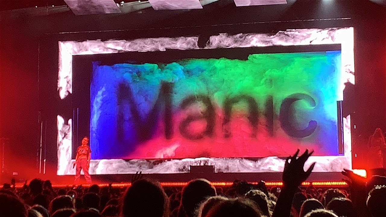 Halsey - Manic World Tour - Amsterdam, Netherlands