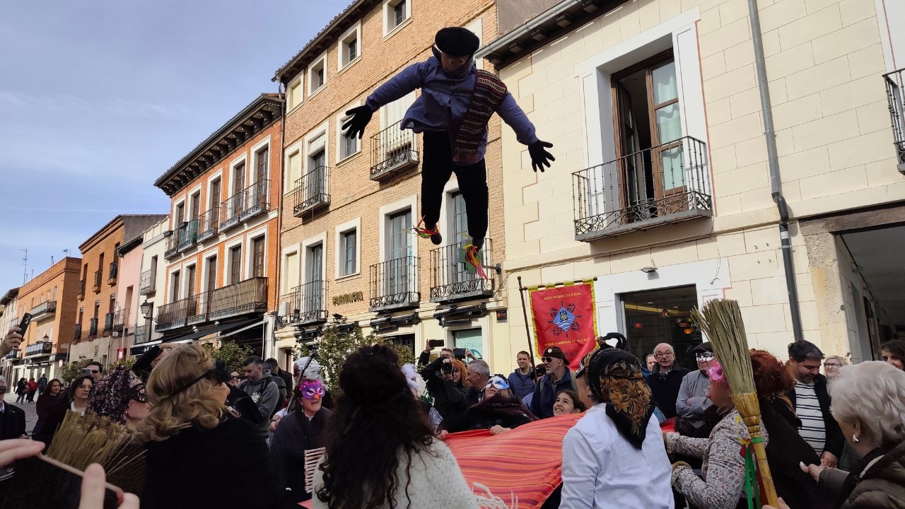 Pasacalles del Manteo del Pelele del Carnaval de Alcalá de Henares 2026