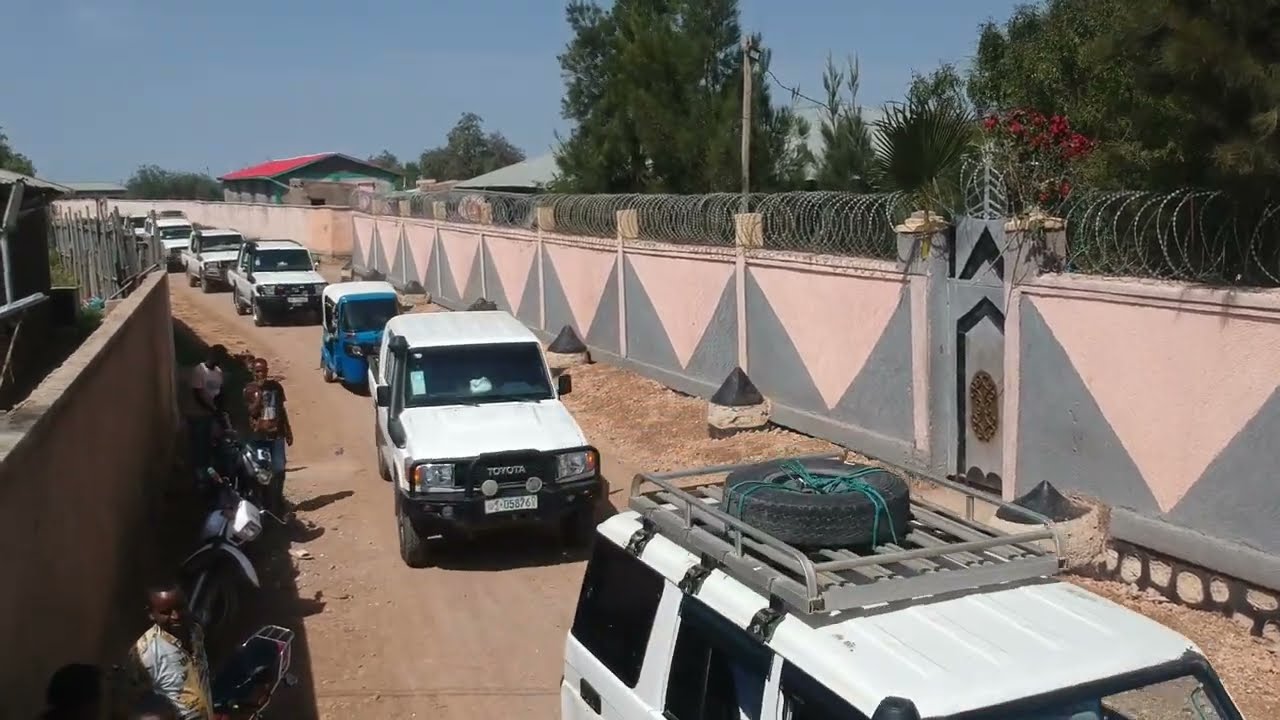 Magaalada Qabri Bayax Qaybo ka mida Xageed ka garaynsaa?